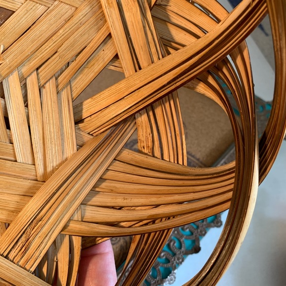 Vintage Handmade Wall Basket (B4) - Picture 6 of 7